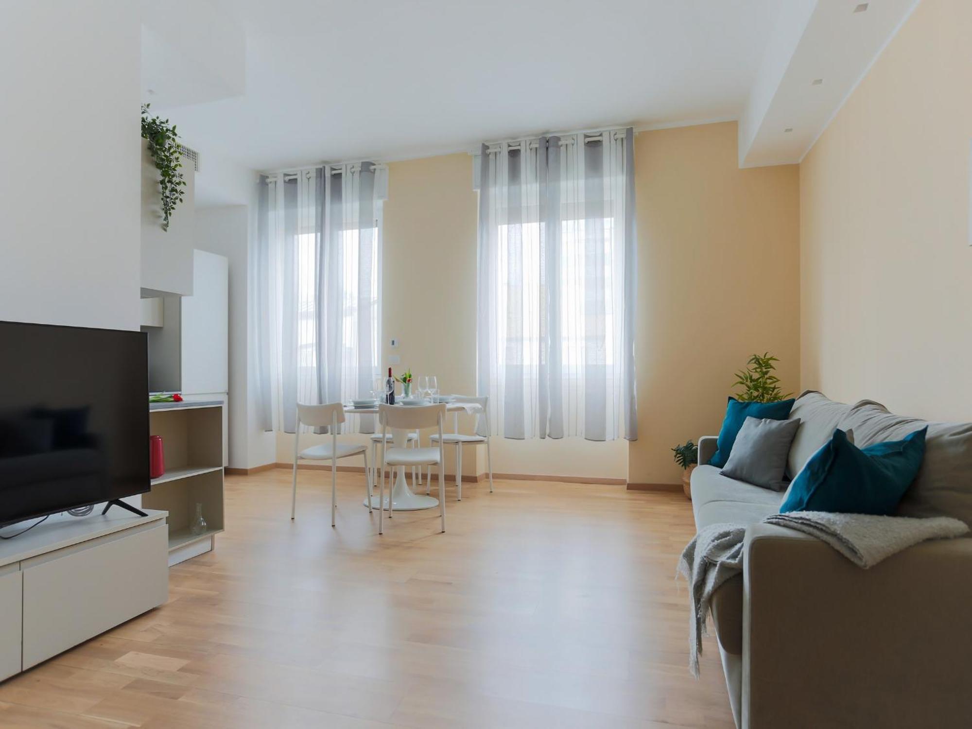 The Best Rent - Bright One-Bedroom Apartment In Corso Vittorio Emanuele II ミラノ エクステリア 写真