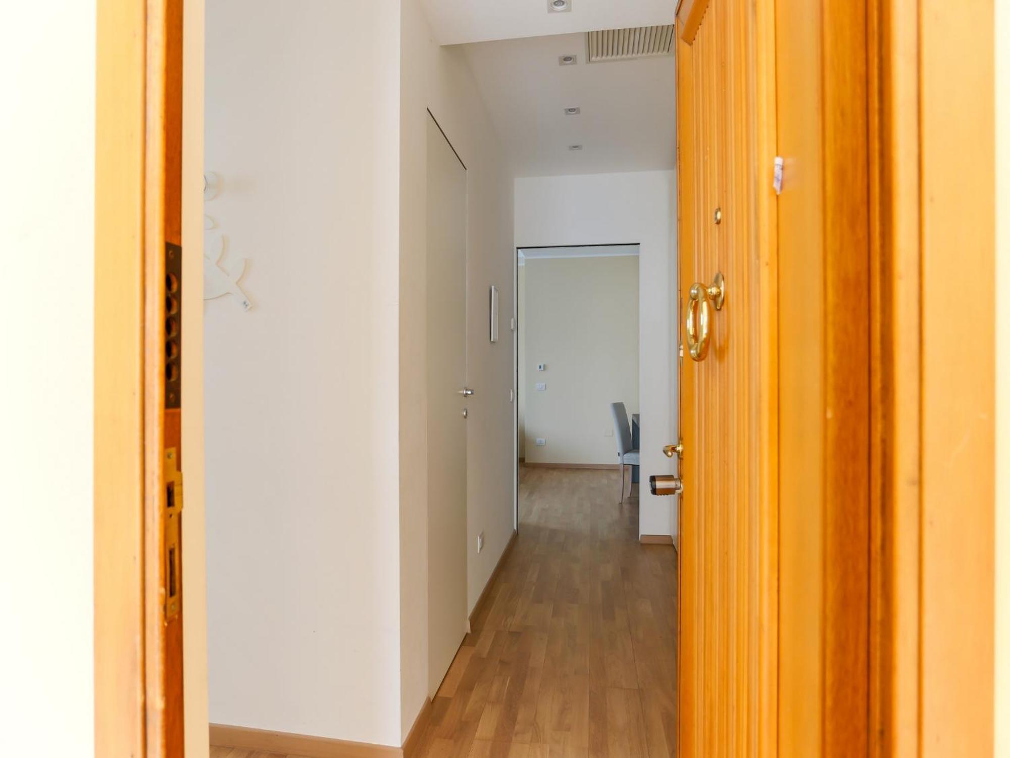 The Best Rent - Bright One-Bedroom Apartment In Corso Vittorio Emanuele II ミラノ エクステリア 写真